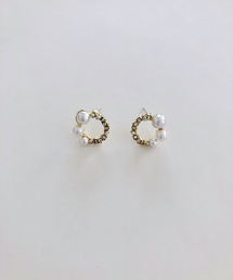 スモールパールデザインピアス