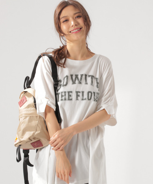 BAYFLOW(ベイフロー)の「ピグメントBIGTシャツ(Tシャツ/カットソー・レディース・チャコール/ブラウン/ホワイト・FREE)」の1枚目の写真