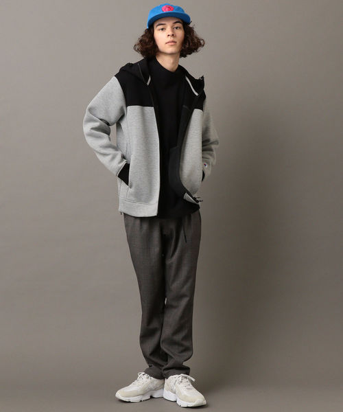 新作未使用LPFG メンズ リバーカードボード テック フードジップジャケット 新作未使用LPFG メンズ リバーカードボード テック フードジップ