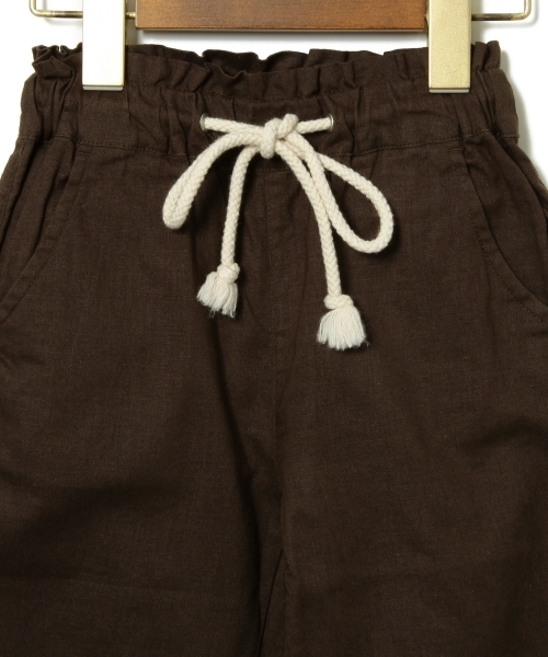 green label relaxing（グリーンレーベルリラクシング）の「【KIDS】コットンリネン リラックスパンツ ブラウン ◆（その他パンツ・キッズ・ブラウン・95/105/125/115/135）」の2枚目の写真