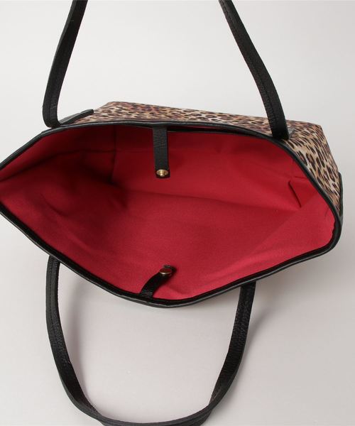 intoxic イントキシック　ヒョウ柄トートバック⭐︎新品同様 intoxic. イントキシック トートバッグ アジャストストラップ