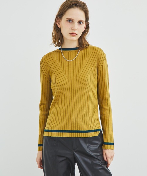 STUDIOUS（ステュディオス）の「【STUDIOUS】リブ パターンクルーネックニット（ニット/セーター・レディース・ベージュ/パープル/ネイビー/マスタード・FREE）」の4枚目の写真