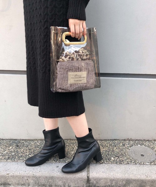 one after another NICE CLAUP（ワンアフターアナザーナイスクラップ）の「ポーチ付き３点セットPVCバッグ（ショルダーバッグ・レディース・アイボリー/ピンク/アニマル・FREE）」の12枚目の写真