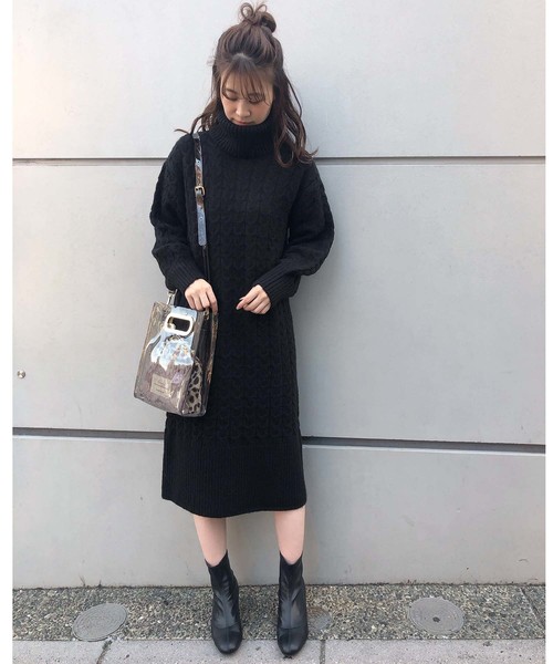 one after another NICE CLAUP（ワンアフターアナザーナイスクラップ）の「ポーチ付き３点セットPVCバッグ（ショルダーバッグ・レディース・アイボリー/ピンク/アニマル・FREE）」の14枚目の写真