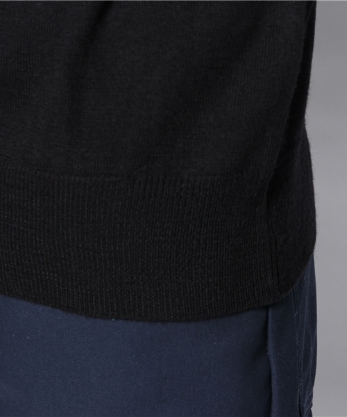 BEAMS（ビームス）の「◎BEAMS / ハイゲージ タートルネック（ニット/セーター・メンズ・オフホワイト/ライトグレー/ブラック・MEDIUM/SMALL/X-LARGE/LARGE）」の5枚目の写真