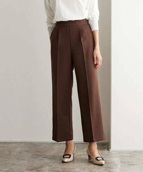 Pierrot（ピエロ）の「センタープレスボックスパンツ（その他パンツ・レディース・ホワイト/ブラック/ミント/ブルー系その他/グレイッシュベージュ/チャコール/ブラウン・M/L）」の5枚目の写真