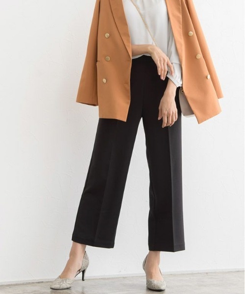 Pierrot（ピエロ）の「センタープレスボックスパンツ（その他パンツ・レディース・ホワイト/ブラック/ミント/ブルー系その他/グレイッシュベージュ/チャコール/ブラウン・M/L）」の3枚目の写真