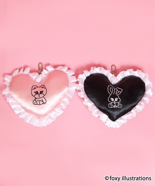 WC（ダブル シー）の「∴WC/【foxy illustrations WC】パスケース