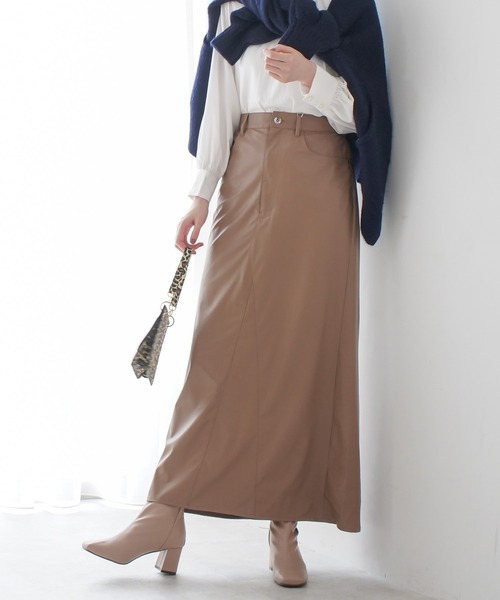 AmiAmi（アミアミ）の「スクエアトゥストレッチショートブーツ（ブーツ・レディース・ベージュ/ブラック/アイボリー/オリーブ・L/LL/M/S）」の17枚目の写真