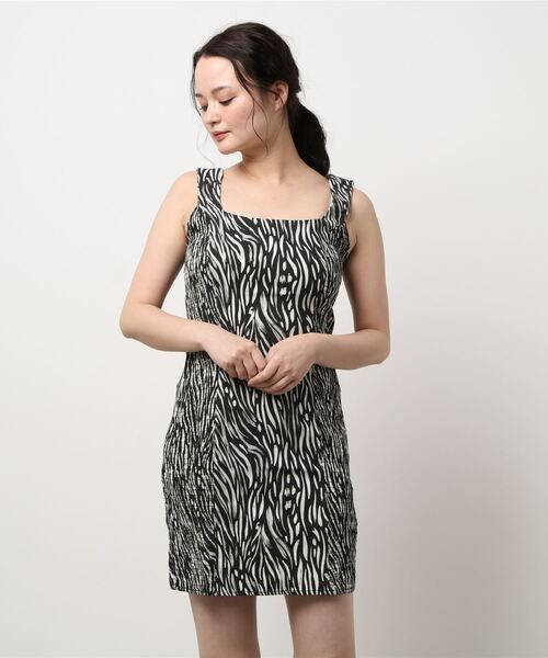 Desigual(デシグアル)の「ジャングル スリムショートワンピース SALT LAKE CITY(チュニック・レディース・ブラック・SS/L/S/M/2L)」の10枚目の写真