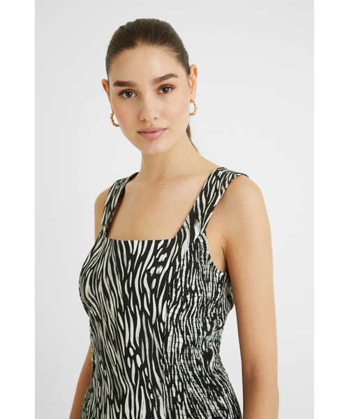 Desigual(デシグアル)の「ジャングル スリムショートワンピース SALT LAKE CITY(チュニック・レディース・ブラック・SS/L/S/M/2L)」の7枚目の写真