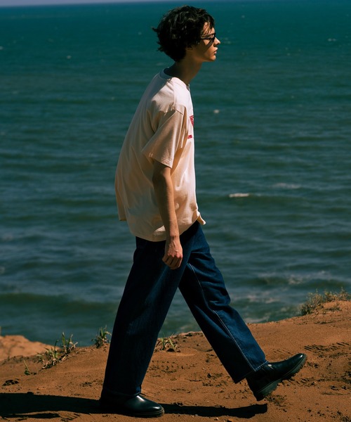 Levi's（リーバイス）の「Levi's(R) RED グラフィック Tシャツ ECRU（Tシャツ/カットソー・メンズ・マルチ・L/M/S/XL）」の4枚目の写真