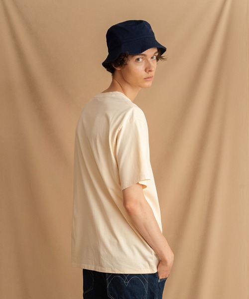 Levi's（リーバイス）の「Levi's(R) RED グラフィック Tシャツ ECRU（Tシャツ/カットソー・メンズ・マルチ・L/M/S/XL）」の10枚目の写真