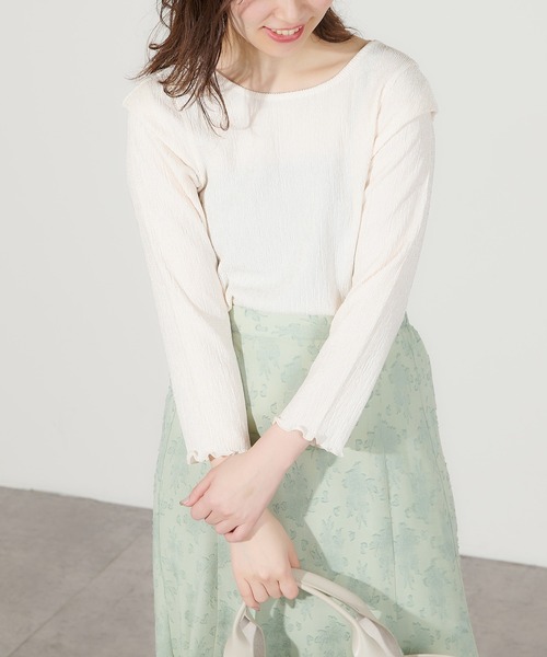 natural couture(ナチュラルクチュール)の「きらっと素材シンプルトップス(Tシャツ/カットソー・レディース・ブラック/オフホワイト/ライトベージュ・FREE)」の16枚目の写真