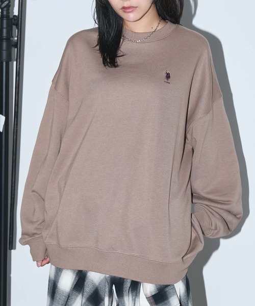 U.S. POLO ASSN.(ユーエスポロアッスン)の「U.S. POLO ASSN. / ユーエスポロアッスン 別注 ビッグシルエット ロゴ刺繍 裏毛プルオーバースウェット(スウェット・メンズ・ベージュ/ネイビー/ブラック/サックスブルー/ラベンダー/ホワイト/ブルー/ダークグレー/杢グレー/ブラウン/ライトグレー/ブラック系その他/グレー系その他/グリーン/ライトイエロー/ブルー系その他/ピンク系/ライトブルー/ライトグリーン/ライトパープル/オレンジ/グリーン系/グレー系その他2/ワインレッド/オレンジ系/パープル/アイボリー/キャメル/ブルー系/ミント/オートミール/レッド/ダークブラウン/プラム/オリーブ/モカ・L/M/S/XL)」の12枚目の写真