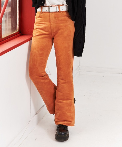 X-girl（エックスガール）の「FAUX SUEDE FLARE PANTS（その他パンツ・レディース・ブラック/ライトブルー/オレンジ・X-SMALL/SMALL/MEDIUM）」の3枚目の写真