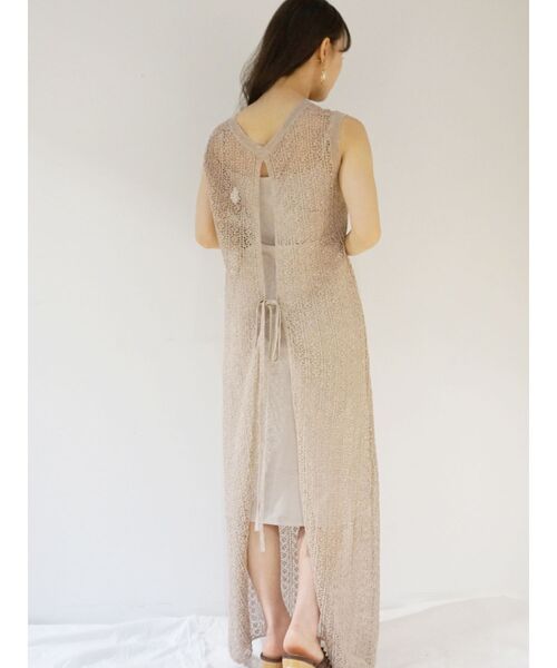 MERCURYDUO（マーキュリーデュオ）の「メッシュバックリボンニットワンピース（ワンピース・レディース・ダークグリーン/ベージュ/オフホワイト・FREE）」の10枚目の写真