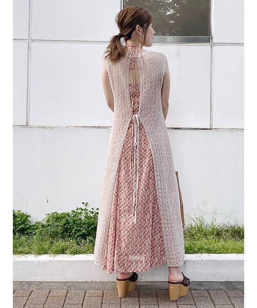 MERCURYDUO（マーキュリーデュオ）の「メッシュバックリボンニットワンピース（ワンピース・レディース・ダークグリーン/ベージュ/オフホワイト・FREE）」の14枚目の写真