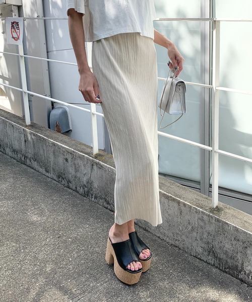 RASVOA（ラスボア）の「【WEB限定】ミニプリーツタイトロングスカート（スカート・レディース・ブラック/イエロー/アイボリー・FREE）」の10枚目の写真