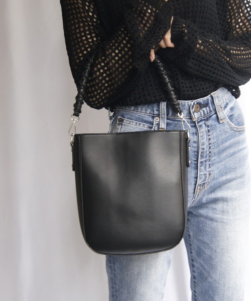 セール フェイクレザー2wayツイストハンドルバッグ ポーチ付き ショルダーバッグ ショルダーバッグ Loco Ocean ロコオーシャン の ファッション通販 Zozotown