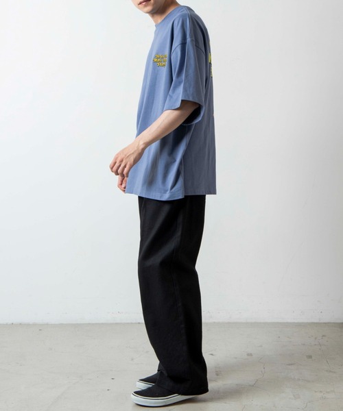 WEGO（ウィゴー）の「WEGO/DOGプリント5分袖ビッグシルエットTシャツ（Tシャツ/カットソー・メンズ・スミクロ/ブルー/グリーン/ホワイト・MEDIUM/LARGE）」の20枚目の写真