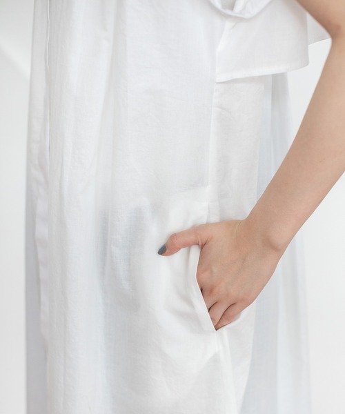 MARECHAL TERRE（マルシャルテル）の「【ZOZO限定】フリルシャツワンピース（シャツワンピース・レディース・ホワイト/ブラック/ストライプ・MEDIUM）」の5枚目の写真