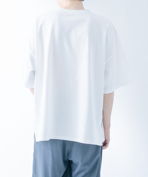 epnok(エプノック)の「サイドスリットepTシャツ(Tシャツ/カットソー・メンズ・ブラウン/オフホワイト/グレイッシュブルー・SMALL/MEDIUM/LARGE)」の15枚目の写真