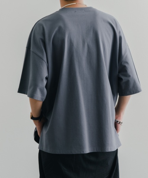 epnok(エプノック)の「サイドスリットepTシャツ(Tシャツ/カットソー・メンズ・ブラウン/オフホワイト/グレイッシュブルー・SMALL/MEDIUM/LARGE)」の6枚目の写真