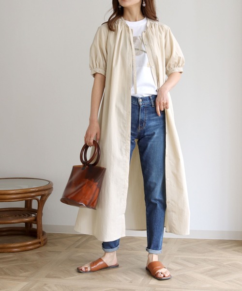 HER CLOSET(ハークローゼット)の「【shemoshelly】リネンライクギャザーシャツワンピース(ワンピース・レディース・アイボリー/ブラック/テラコッタ/ベージュ/ブルー・M)」の6枚目の写真