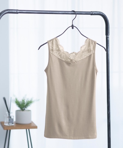 YU'NOW（ユナウ）の「【吸湿発熱】【抗菌防臭】２ＷＡＹタンクトップ（インナーウェア/肌着・レディース・ブルー/ラベンダー/グレイッシュベージュ/ブラック/オフホワイト/チャコールグレー/グレー/アッシュブラウン/グリーン・MEDIUM/X-LARGE/XXX-LARGE/LARGE/XX-LARGE/XXXX-LARGE/SMALL）」の8枚目の写真