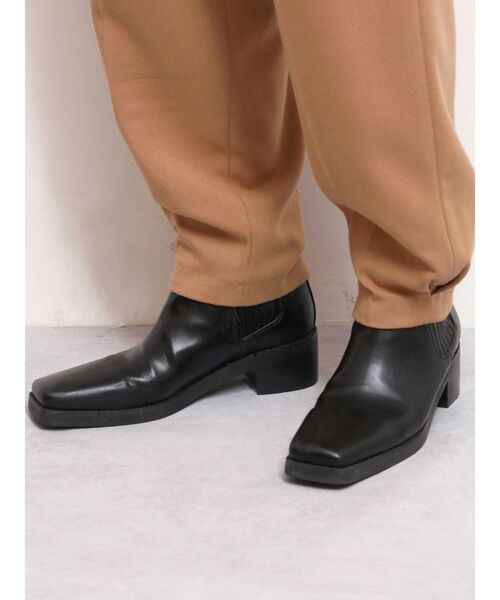 Ungrid(アングリッド)の「スクエアトゥサイドゴアブーツ(ブーツ・レディース・ブラウン/ブラック・L/M/S)」の13枚目の写真