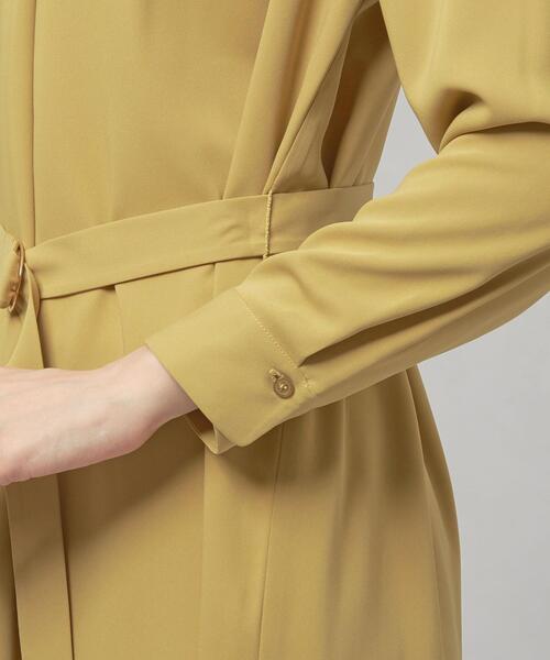 closet story（クローゼットストーリー）の「＜closet story（クローゼットストーリー）＞ タックVネック サックワンピース -ウォッシャブル-（ワンピース・レディース・ベージュ/イエロー・FREE）」の13枚目の写真