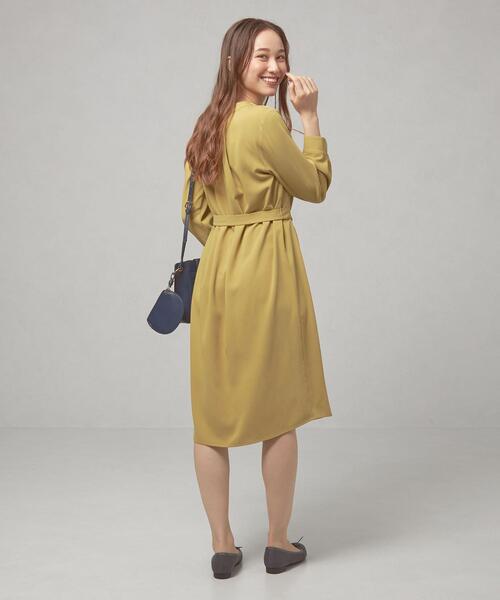 closet story（クローゼットストーリー）の「＜closet story（クローゼットストーリー）＞ タックVネック サックワンピース -ウォッシャブル-（ワンピース・レディース・ベージュ/イエロー・FREE）」の10枚目の写真