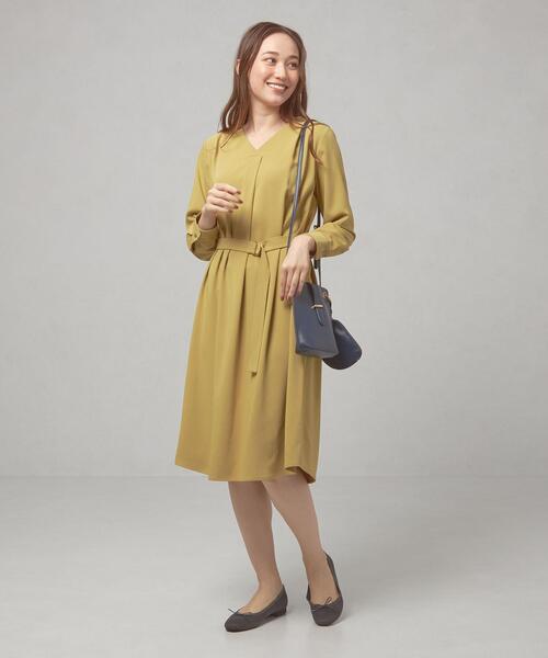 closet story（クローゼットストーリー）の「＜closet story（クローゼットストーリー）＞ タックVネック サックワンピース -ウォッシャブル-（ワンピース・レディース・ベージュ/イエロー・FREE）」の12枚目の写真