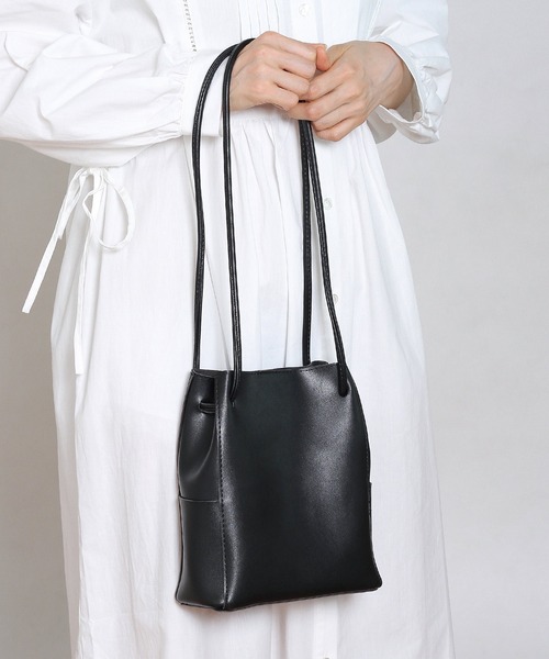 Crisp yours（クリスプユアーズ）の「【WEB限定】ポーチセットスクエアバッグ（ショルダーバッグ・レディース・ブラック/ベージュ/ブラウン・FREE）」の13枚目の写真