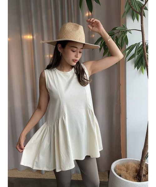 TRUNC（トランクエイティーエイト）の「Flare Cut Peplum Tops（Tシャツ/カットソー・レディース・オフホワイト/ブラック/ベージュ・FREE）」の21枚目の写真