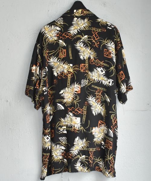 VINTAGE(ヴィンテージ)の「【ヴィンテージ古着】SUN CASUALS 総柄 アロハシャツ(シャツ/ブラウス・メンズ・ブラック・MEDIUM)」の4枚目の写真