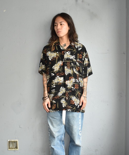 VINTAGE(ヴィンテージ)の「【ヴィンテージ古着】SUN CASUALS 総柄 アロハシャツ(シャツ/ブラウス・メンズ・ブラック・MEDIUM)」の2枚目の写真