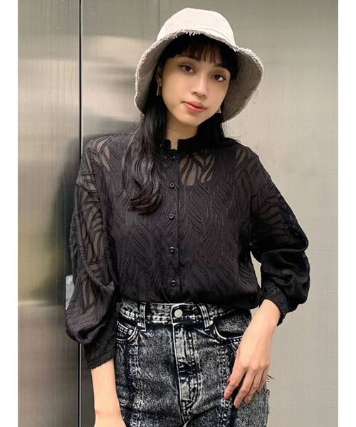 EMODA（エモダ）の「アームカーブスタンドシャツ（シャツ/ブラウス・レディース・ブラック/アイボリー/その他・FREE）」の4枚目の写真