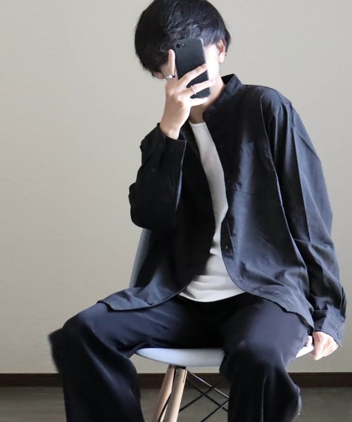 Anytime Songs(エニータイムソングス)の「ポリラミー バンドカラーシャツ(シャツ/ブラウス・メンズ・カーキ/ネイビー/ホワイト/ベージュ/ブラック・MEDIUM/LARGE/X-LARGE)」の2枚目の写真