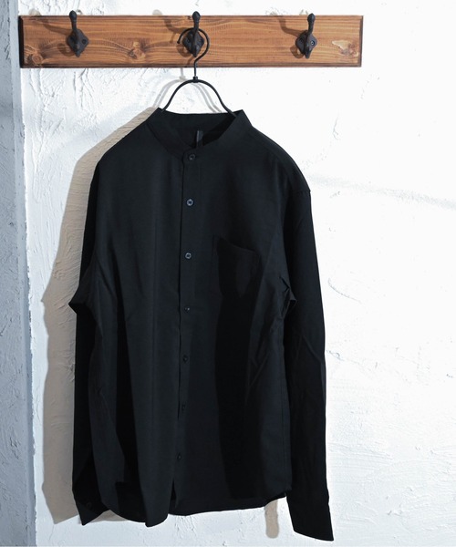 Anytime Songs(エニータイムソングス)の「ポリラミー バンドカラーシャツ(シャツ/ブラウス・メンズ・カーキ/ネイビー/ホワイト/ベージュ/ブラック・MEDIUM/LARGE/X-LARGE)」の6枚目の写真