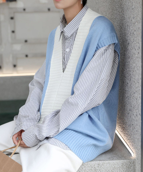 neos（ネオス）の「【neos -addictive design-】ルーズシルエット バイカラー Vネック チルデン ニット ベスト（ベスト・メンズ・ブルー/ベージュ/ブラック・MEDIUM/X-LARGE/LARGE）」の16枚目の写真