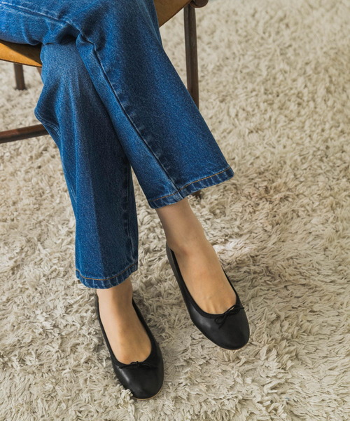 URBAN RESEARCH（アーバンリサーチ）の「バレエシューズ（バレエシューズ・レディース・ベージュ/アイボリー/ブラック・38/36/37）」の3枚目の写真