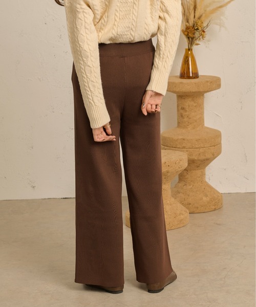 Ambre Neige（アンブルネージュ）の「セットアップ（Vネックニット×ニットパンツ）／【WEB/EC限定商品】（セットアップ・レディース・ダークブラウン/アイボリー/ライトブラウン・FREE）」の11枚目の写真