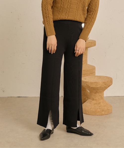 Ambre Neige（アンブルネージュ）の「セットアップ（Vネックニット×ニットパンツ）／【WEB/EC限定商品】（セットアップ・レディース・ダークブラウン/アイボリー/ライトブラウン・FREE）」の13枚目の写真