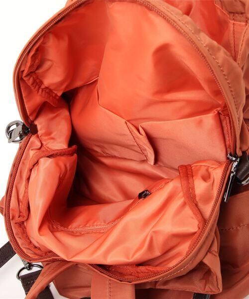 ACOC ギャザード バックパック Orange Rust/リュックサック 韓国 Earthstonebackpack - Rust | Volcom Japan
