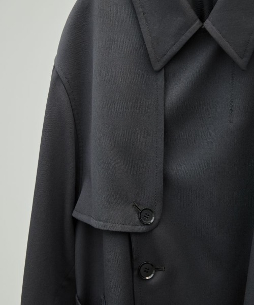 LIDNM(リドム)の「WOOL GABA TRENCH COAT(トレンチコート・メンズ・チャコールグレー・SMALL/LARGE/MEDIUM)」の6枚目の写真