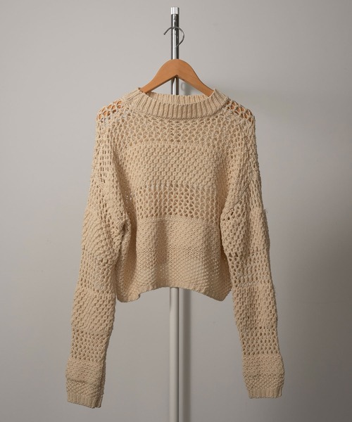 Amiur（エミレ）の「crew neck low gauge knit（ニット/セーター・レディース・ベージュ/アイボリー・FREE）」の4枚目の写真