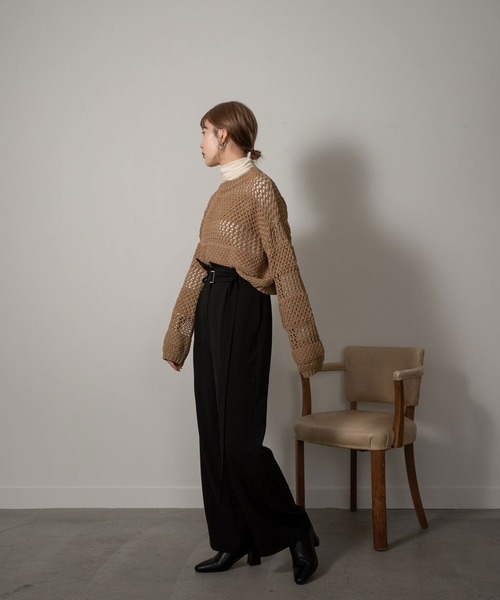 Amiur（エミレ）の「crew neck low gauge knit（ニット/セーター・レディース・ベージュ/アイボリー・FREE）」の5枚目の写真