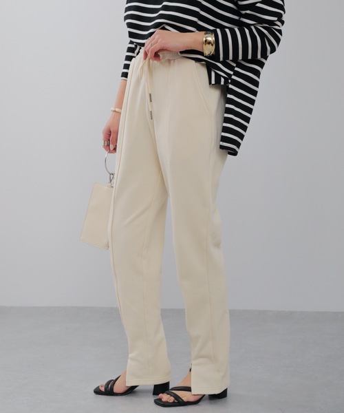 ap retro(アプレトロ)の「【apretro】スウェットジョガーパンツ / スリットジョガーパンツ/ジョグパンツ(スウェットパンツ・レディース・アイボリー/オートミール/ブラック/グレイッシュベージュ・FREE)」の8枚目の写真